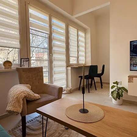 Rosa Canina, Stylish & Brand New Apartmán *